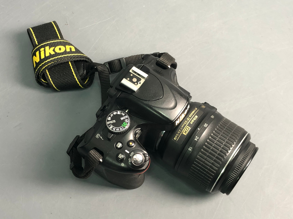 Nikon D5100 Kit 18-55mm 14.000 кадров