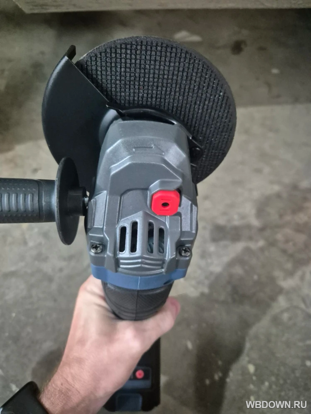 Аккумуляторная угловая шлифмашина DEVETECH AG-560W