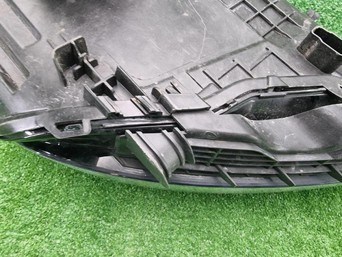 Фара левая Volvo XC60 2 (2017-2021) LED