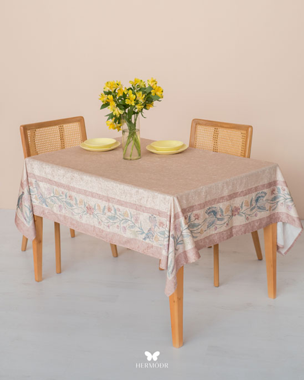 Скатерть Bazm Eivan 150 × 180 см 130220351 Иран