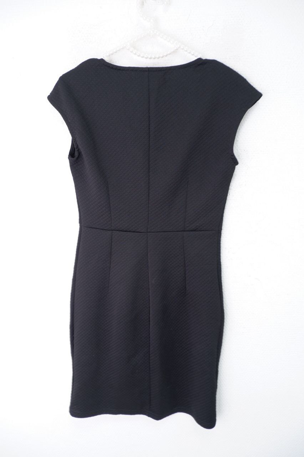 Платье Gloria Jeans лаконичное 44 размер