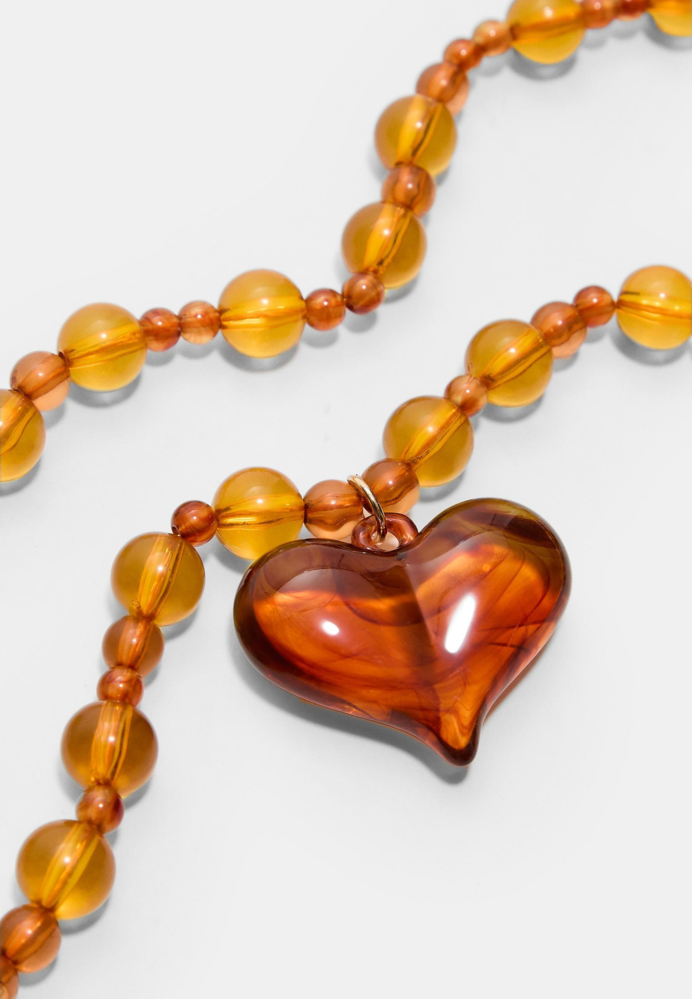 STRADIVARIUS Набор из 2 ожерелий с бусинами и сердечками, горчичный