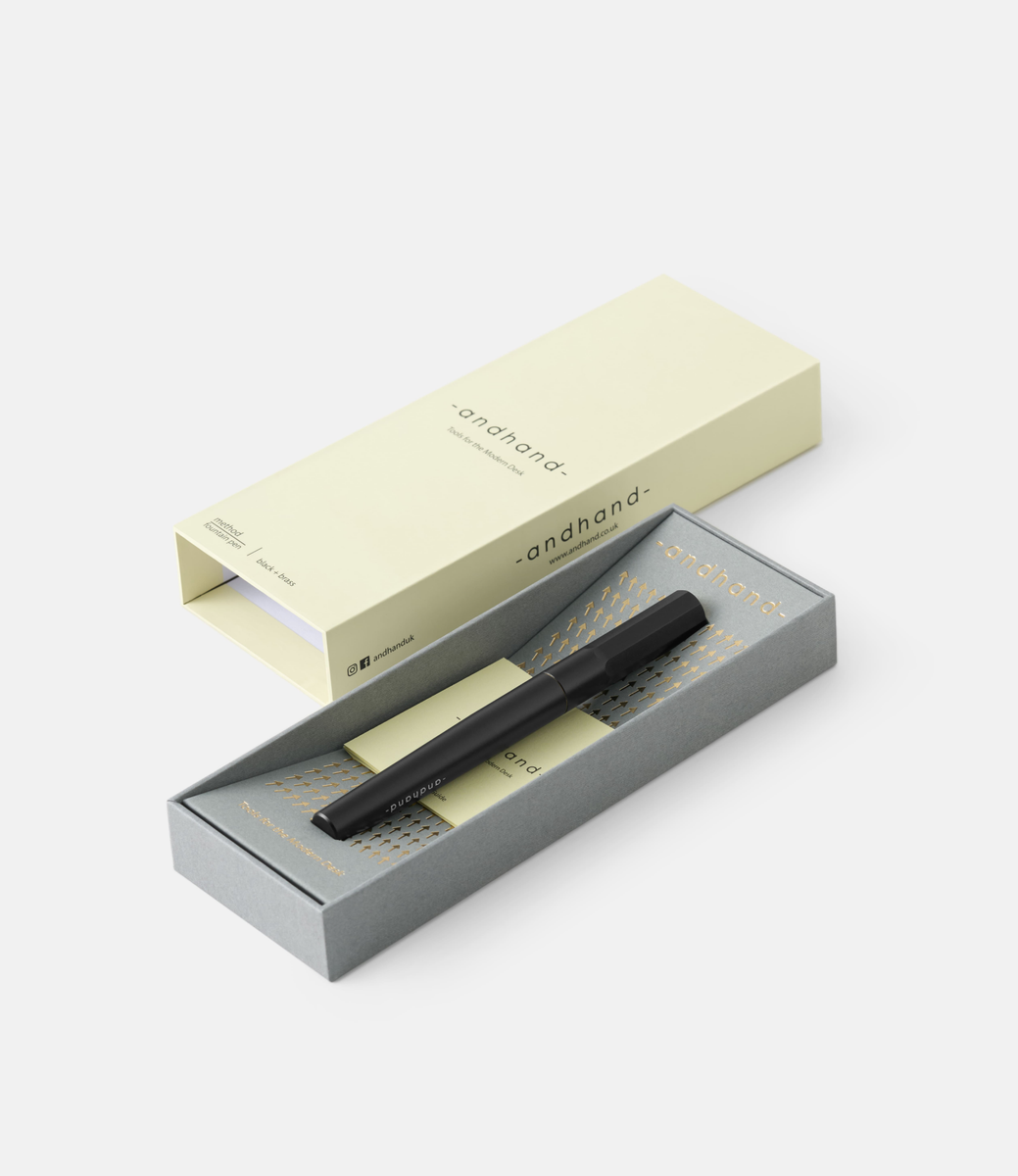 Andhand Method Fountain Pen Black + Brass — перьевая ручка из латуни и алюминия