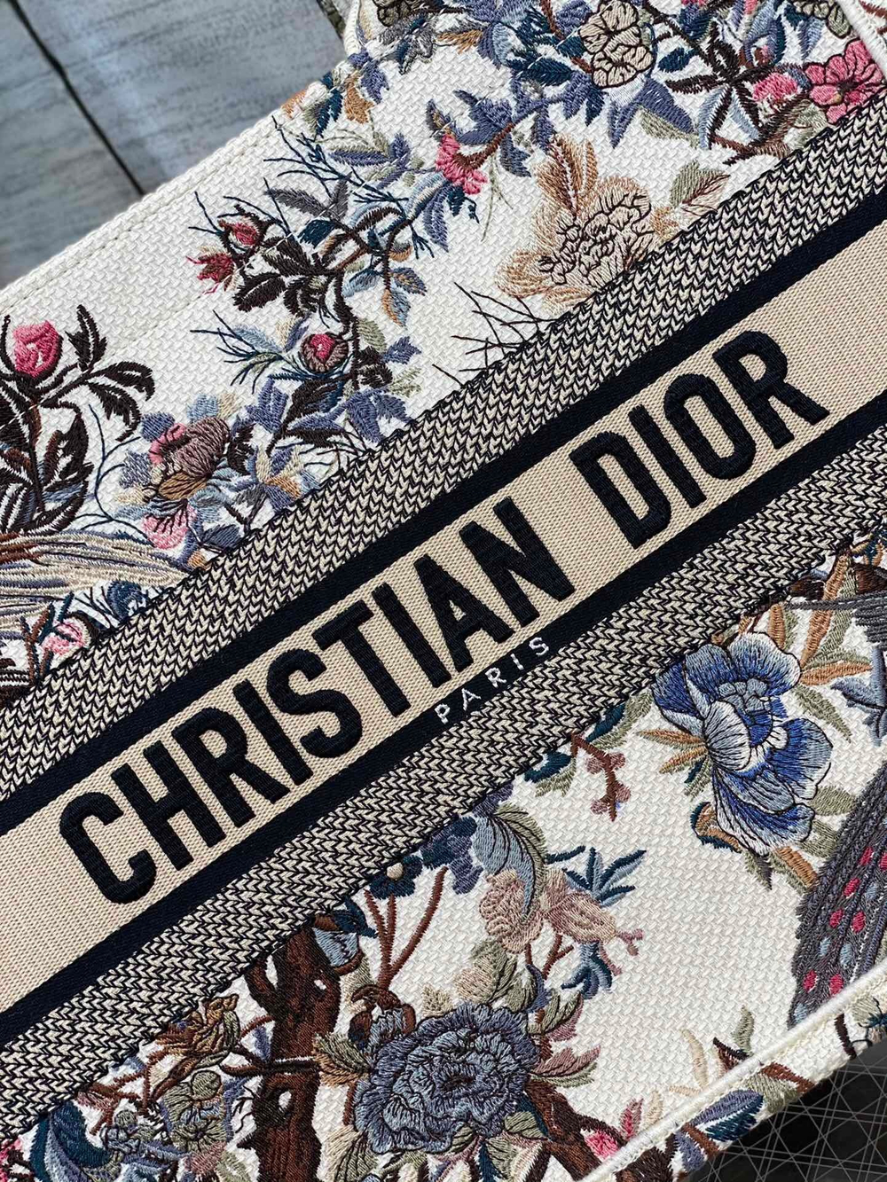 Christian Dior Book Tote 36 cm