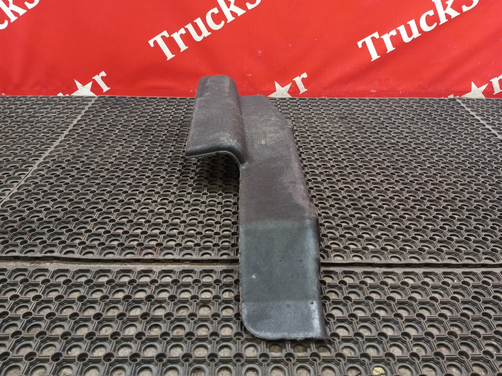 Шумоизоляция двигателя левая