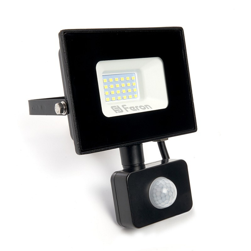 Прожектор светодиодный(C)датчиком движения 30W 6400K 175-265V черный IP44. LL-907