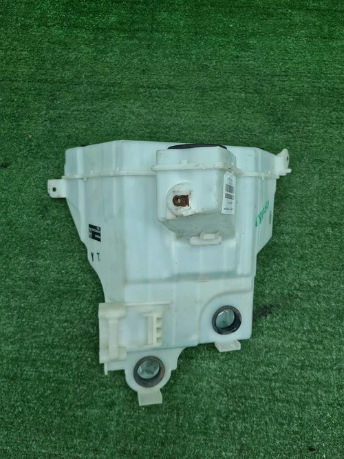 Бачок омывателя Toyota LC Prado 150 (2017-н.в.)