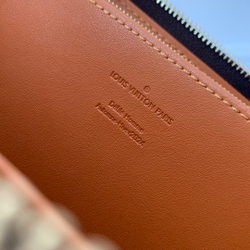 Louis Vuitton Zippy Wallet