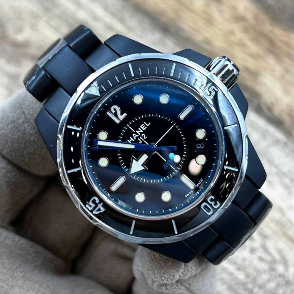 Часы CHANEL