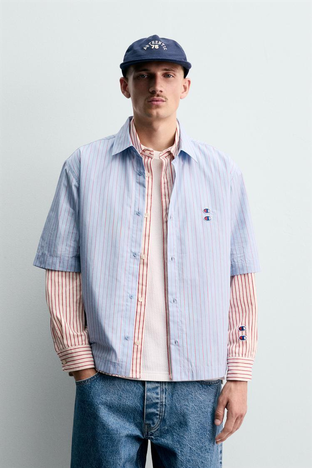 ZARA Х CHAMPION ® РУБАШКА В ПОЛОСКУ С НАШИВКАМИ, СИНИЙ