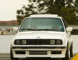 BMW E30 IS Передняя губа (Реплика "Стекловолокно")