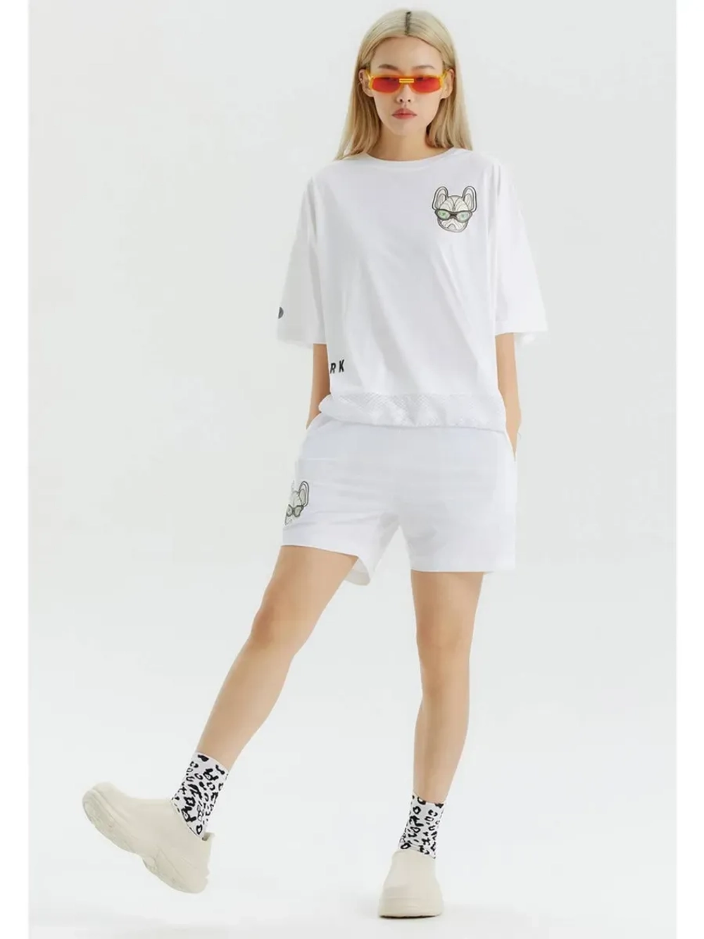 Шорты с сеткой по бокам и логотипом ladok