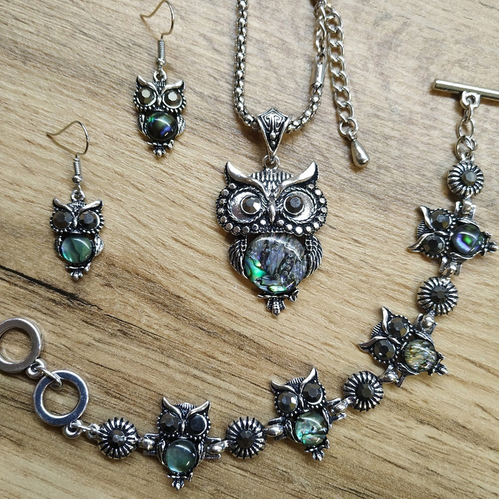 Набор бижутерии Сова: Колье (29x42 мм) + Браслет + Серьги с перламутром гелиотис и марказитами, 46 см, 18 см