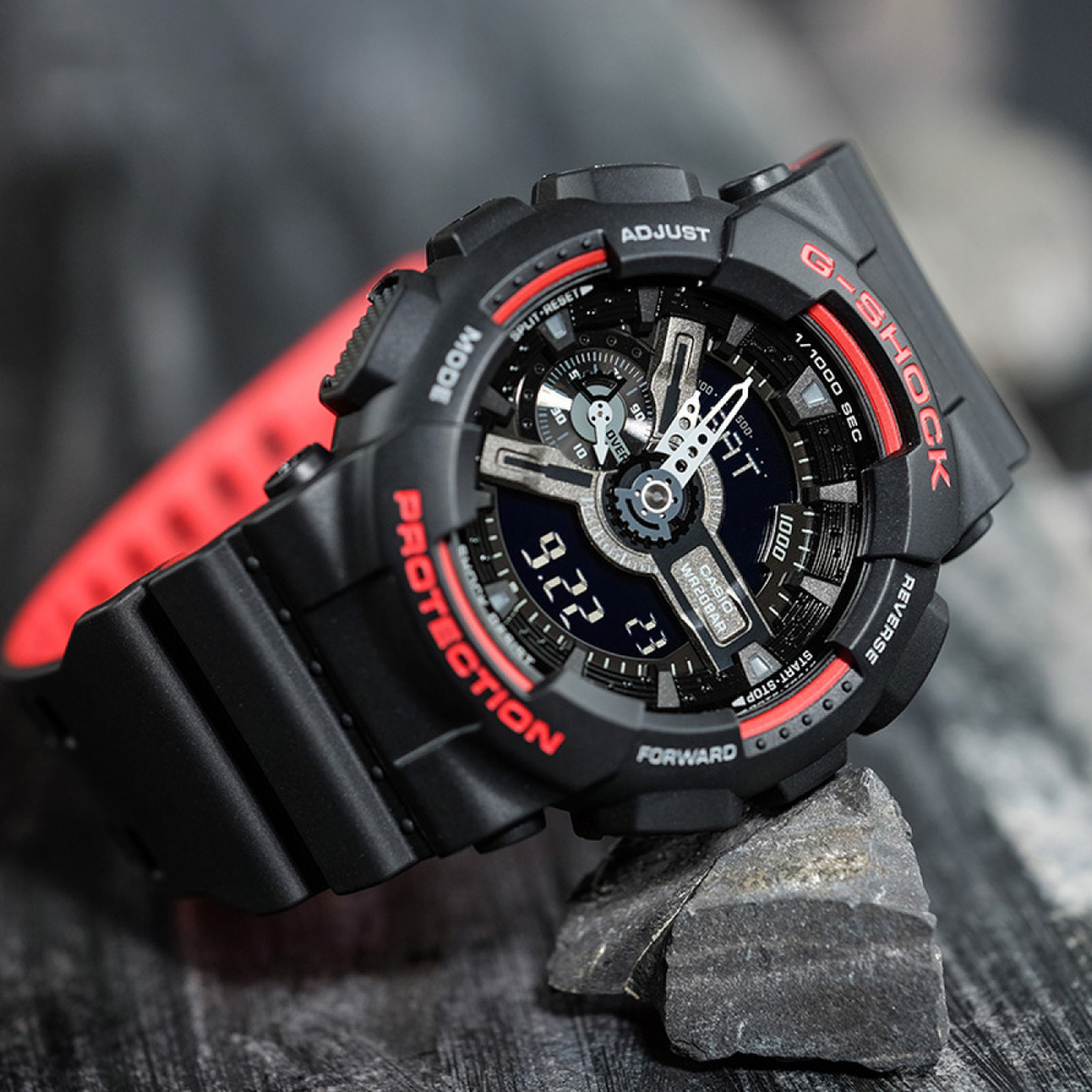 Часы CASIO G-SHOCK, GA-110HR-1A