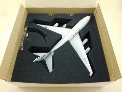 Модель самолета Ил-96-300 (М1:144, СЛО Россия)