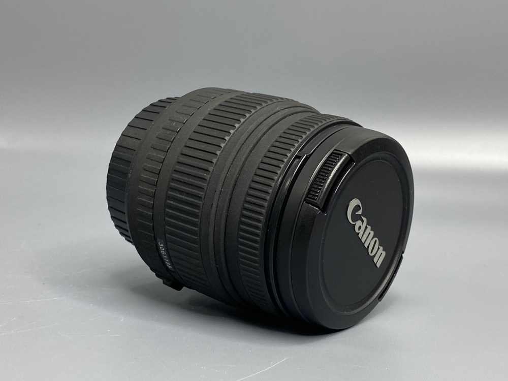 Sigma DG 28-70mm 2.8-4 Canon