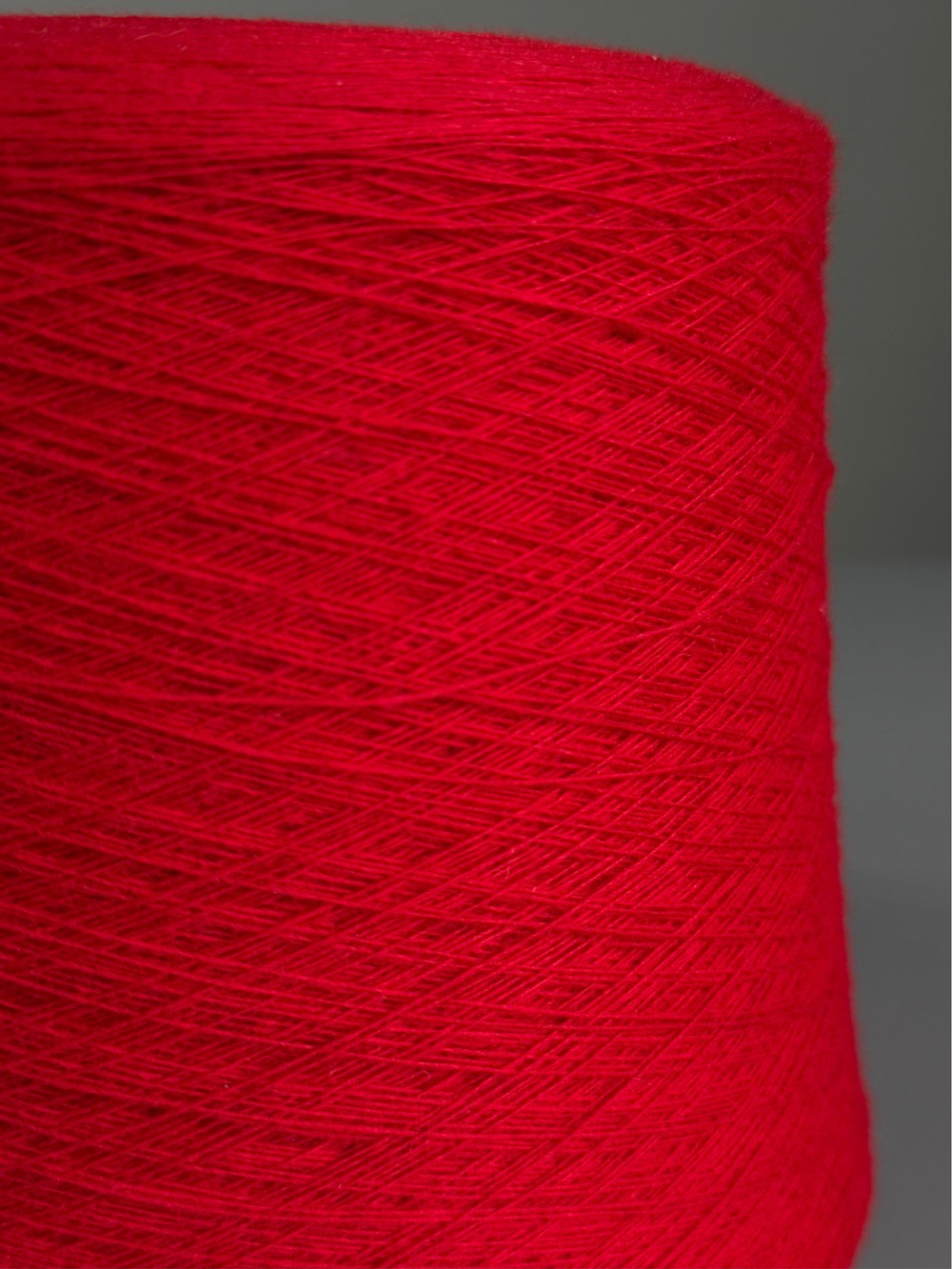 Пряжа NEW MILL SUPER SOFT 1/15 (100% мериносовая шерсть), 1500м/100 гр, красный