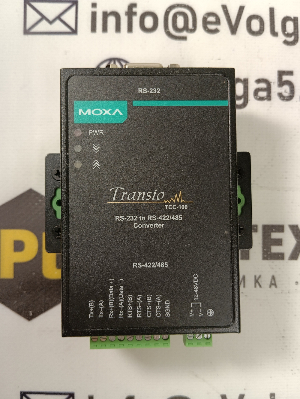 MOXA TCC-100 RS232-422/485 (с разъемами) с хранения