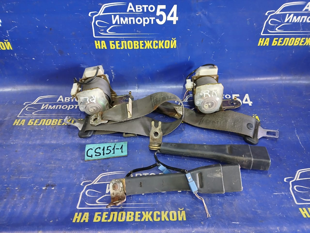 Ремни безопасности задние TOYOTA CROWN 1997