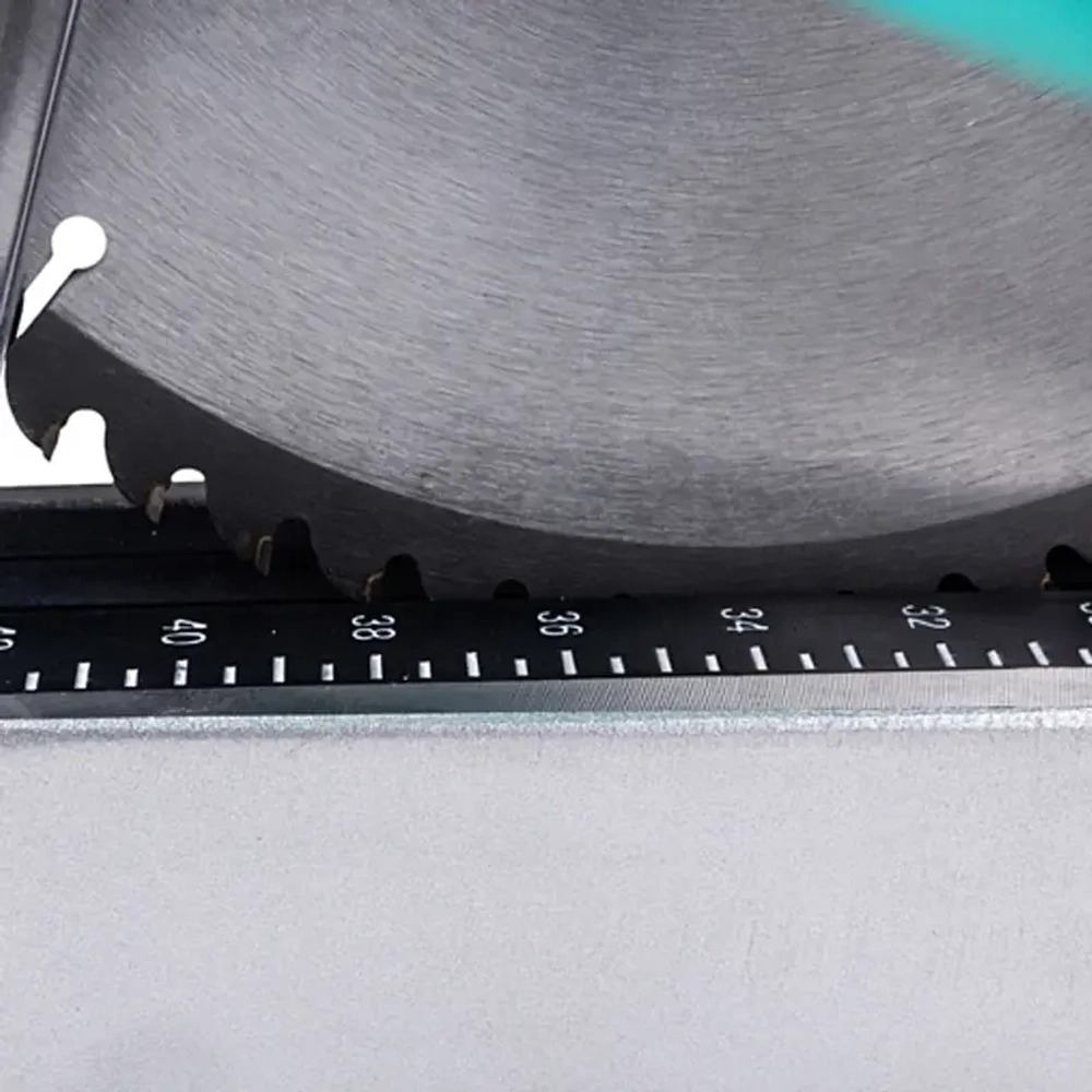 Торцовочная пила Sturm! MS5525S