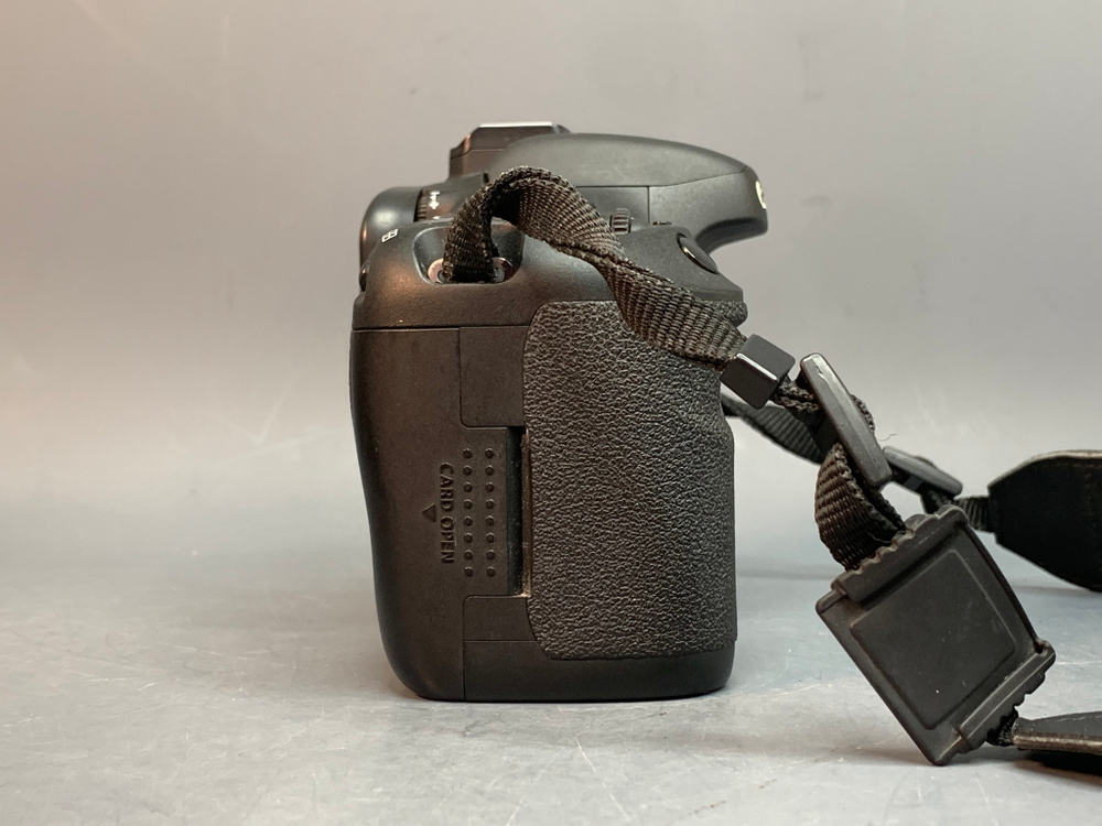 Canon EOS 7D 18.700 кадров