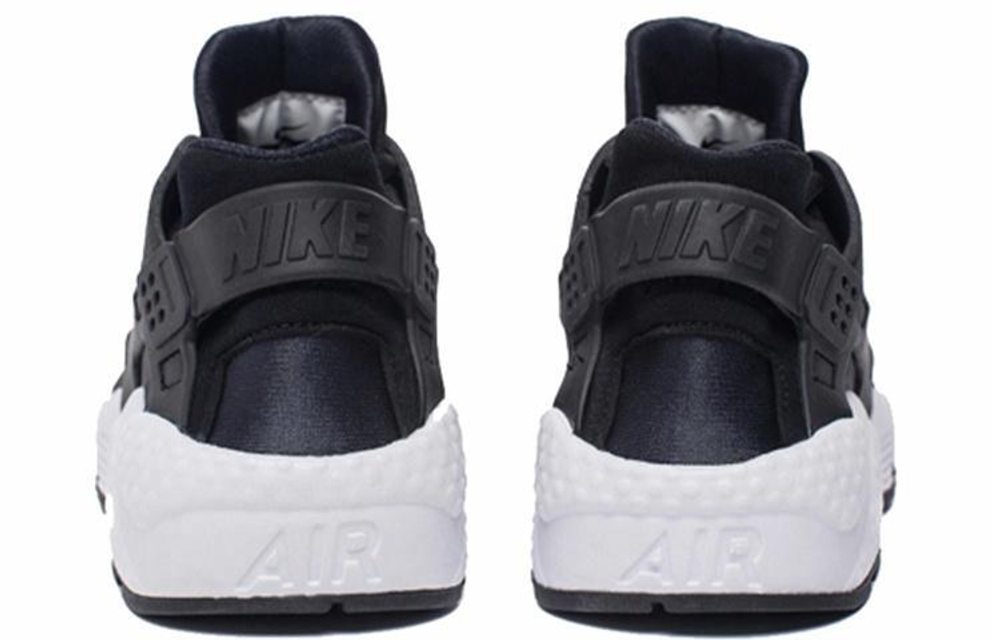 Кроссовки Nike Huarache Black White (W) (Женская размерная сетка)
