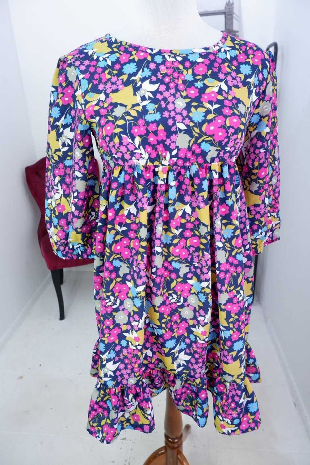 Платье Next яркой расцветки, на 13 лет