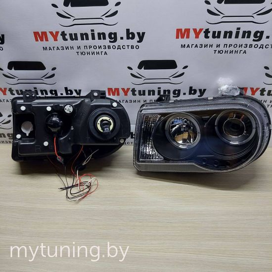 Передние фары angel eyes black для Chrysler 300C