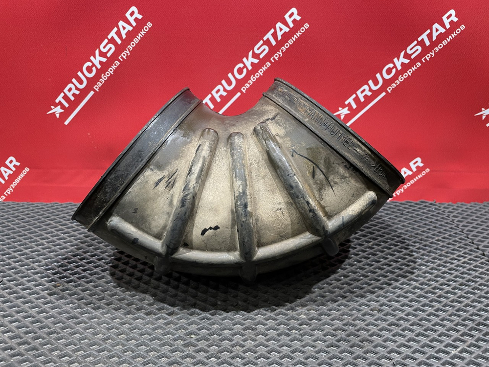 Патрубок воздушного фильтра