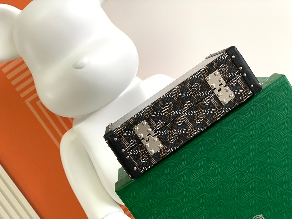 Goyard Minaudiere Trunk Bag