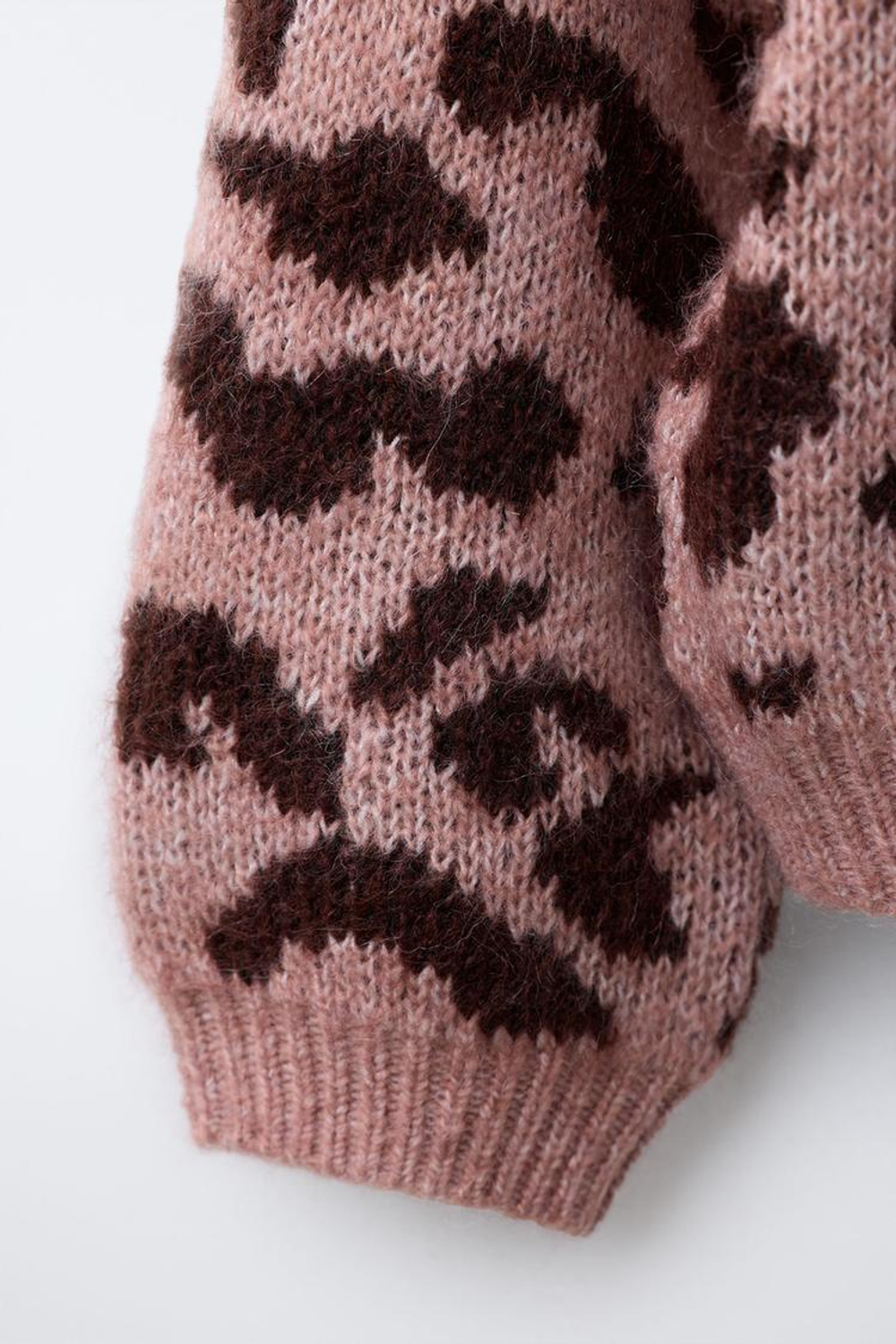 ZARA СВИТЕР С ПРИНТОМ, РОЗОВАТЫЙ