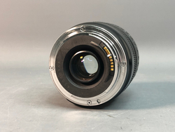 Canon EF 28-105mm 3.5-4.5 USM скол на задней линзе