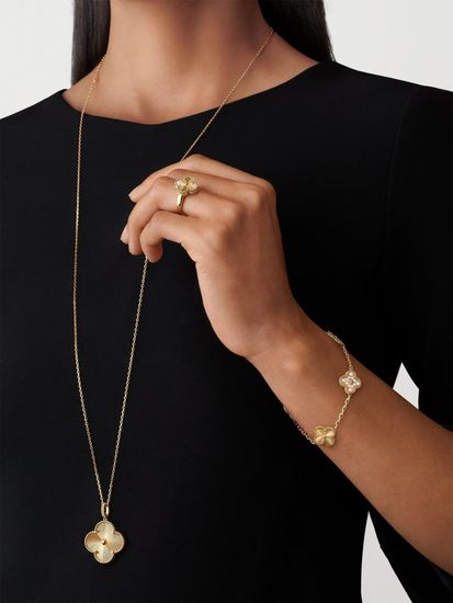 Подвеска Magic Alhambra 1 motif в желтом золоте