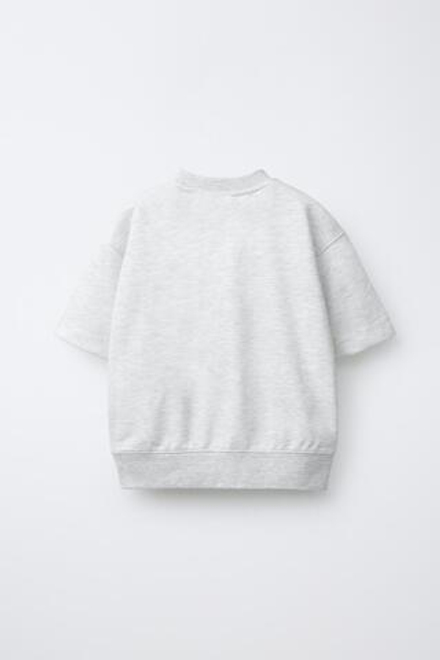 ZARA ТОЛСТОВКА С КОРОТКИМИ РУКАВАМИ И РЕЛЬЕФНОЙ НАДПИСЬЮ, СЕРЫЙ МЕЛАНЖ