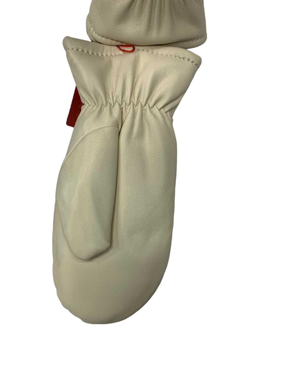 Варежки. Женские. Материал верха: Эко кожа. Подклад: Плюш-мех. Толстые. Внутри с мехом. 12 шт в упаковке, разные цвета.