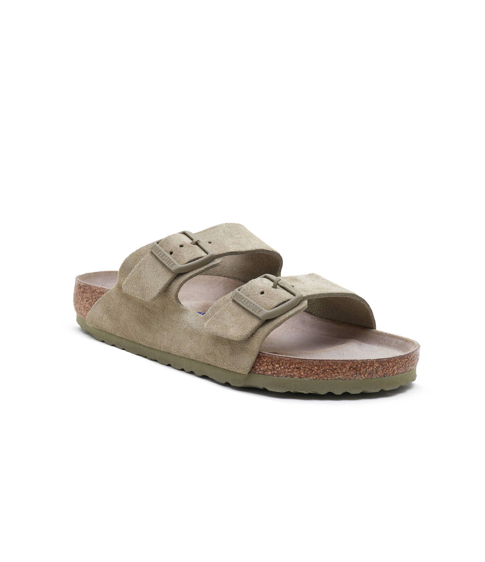 Шлепанцы кожаные arizona bs Birkenstock - хаки(1019045)