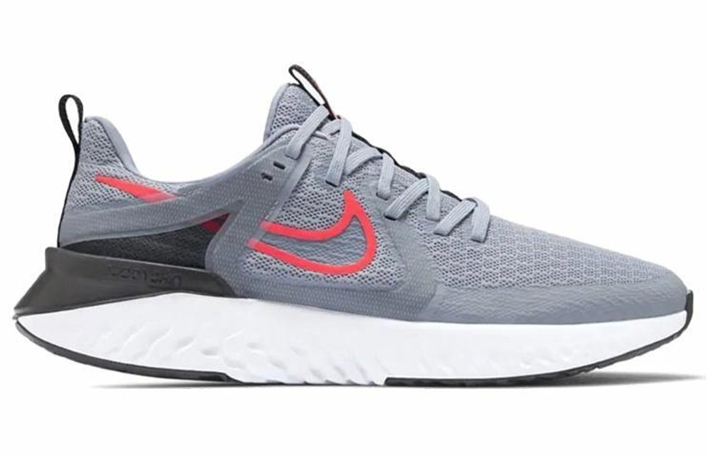 Кроссовки Nike Legend React 2