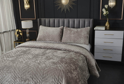 Покрывало 160x220 Sofi De MarkO Фернанд бежевое