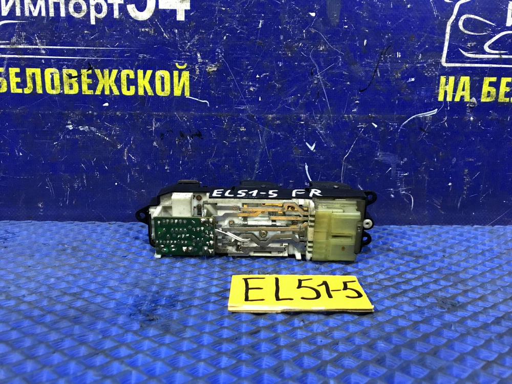 Блок управления стеклоподъемниками TOYOTA CORSA 1997