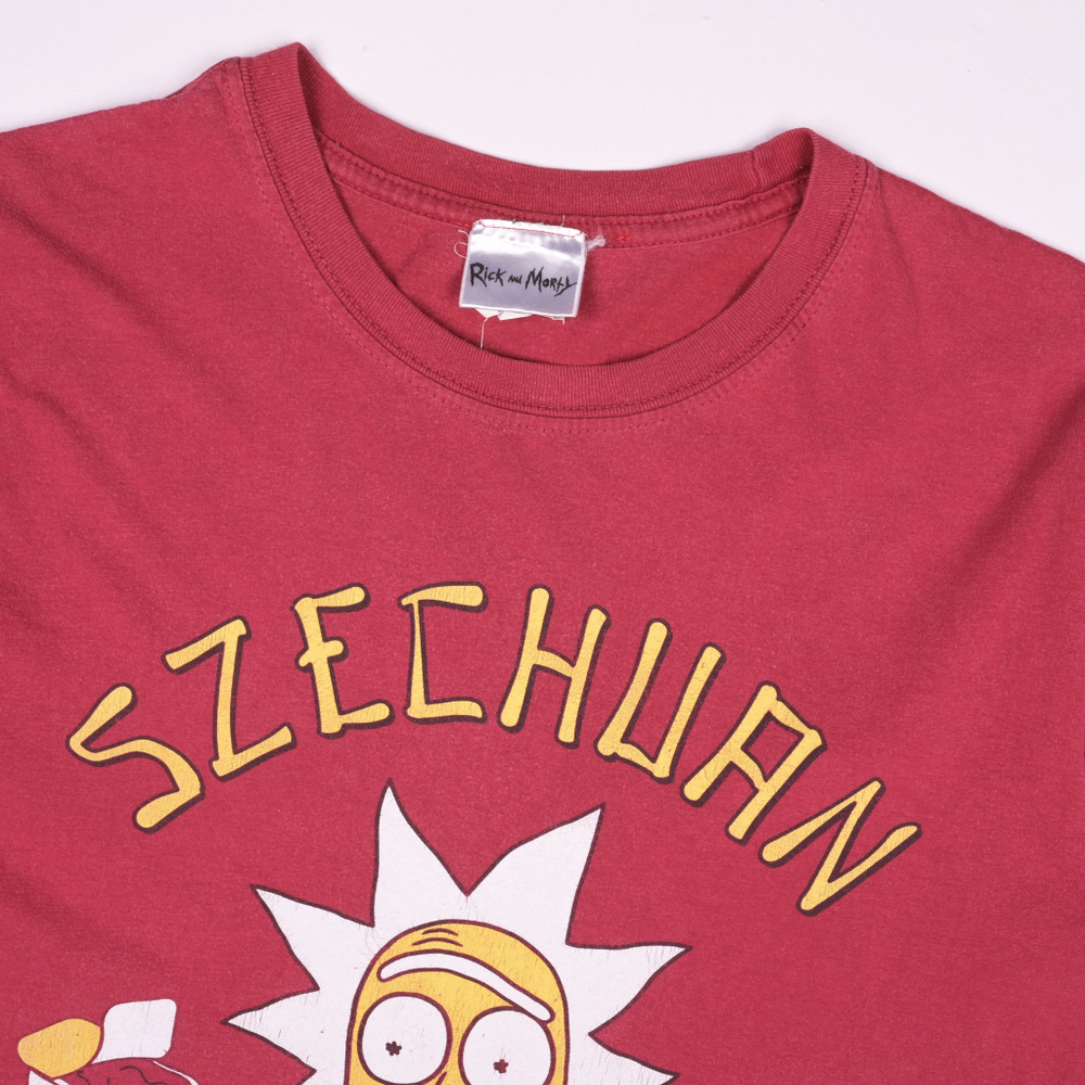 Футболка Rick and Morty с легендарным сычуаньским соусом, S