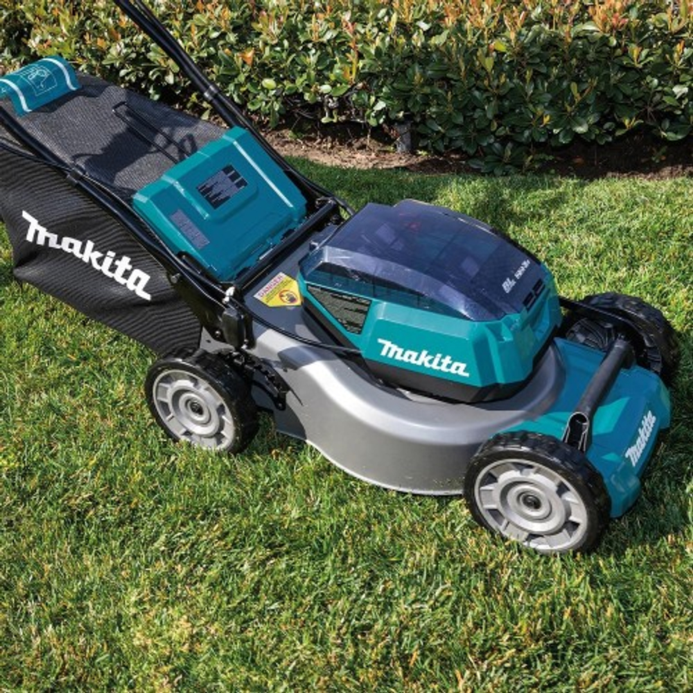 Газонокосилка аккумуляторная MAKITA DLM 462 Z без АКБ и З/У DLM462Z