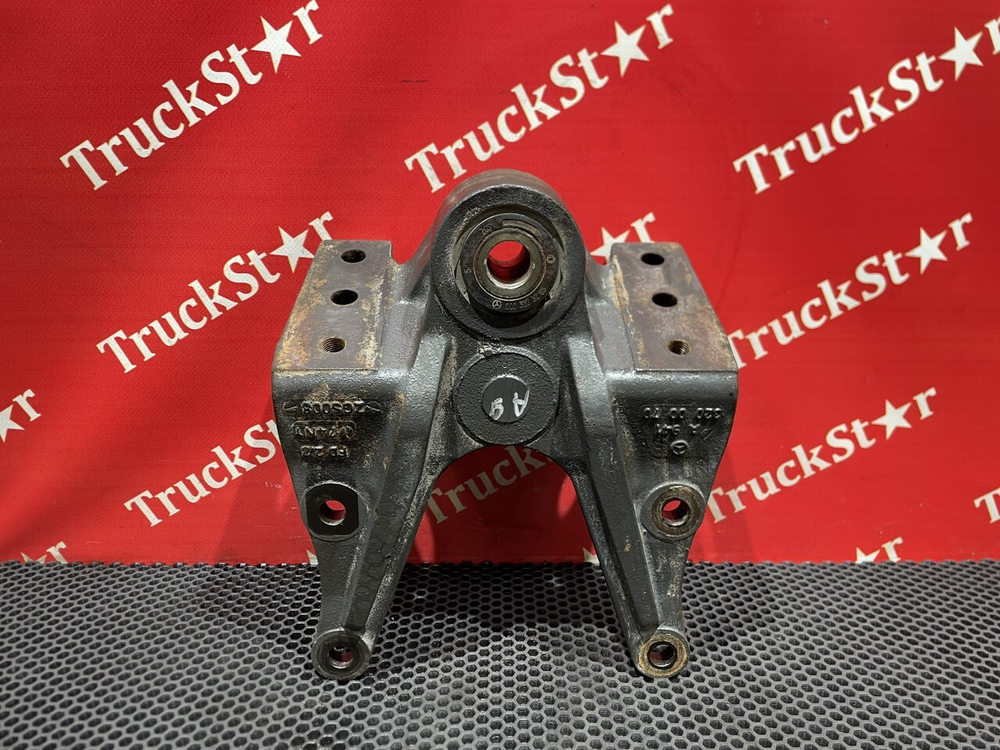 Кронштейн передней рессоры