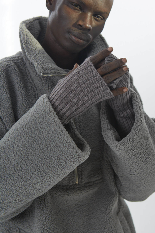 Капор вязаный, речной жемчуг