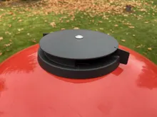 Угольный гриль Kamado Joe Kettle Joe, 57 см (красный), с ножками и столиками