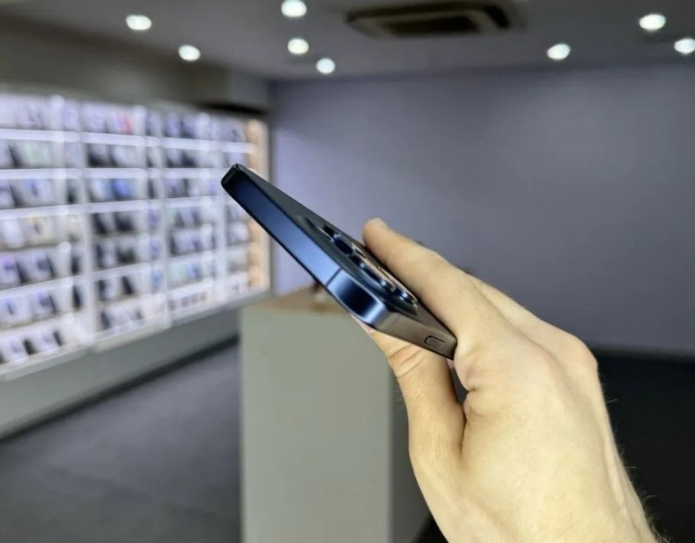 iPhone 15 Pro, 256 ГБ б/у