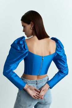 Блуза корсетного типа из шелка с объемными рукавами