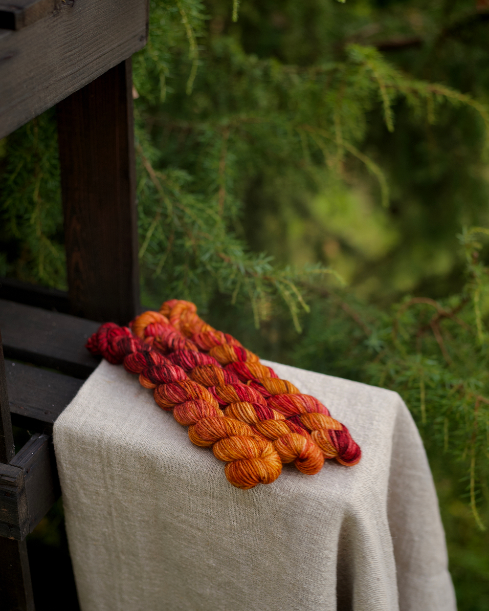 Мини пасма 20 г "Зарево"