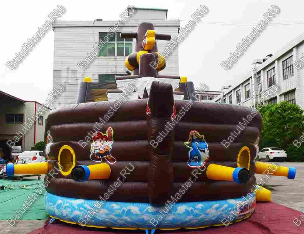 Большой надувной батут-горка "Фрегат" 11*5*5 м