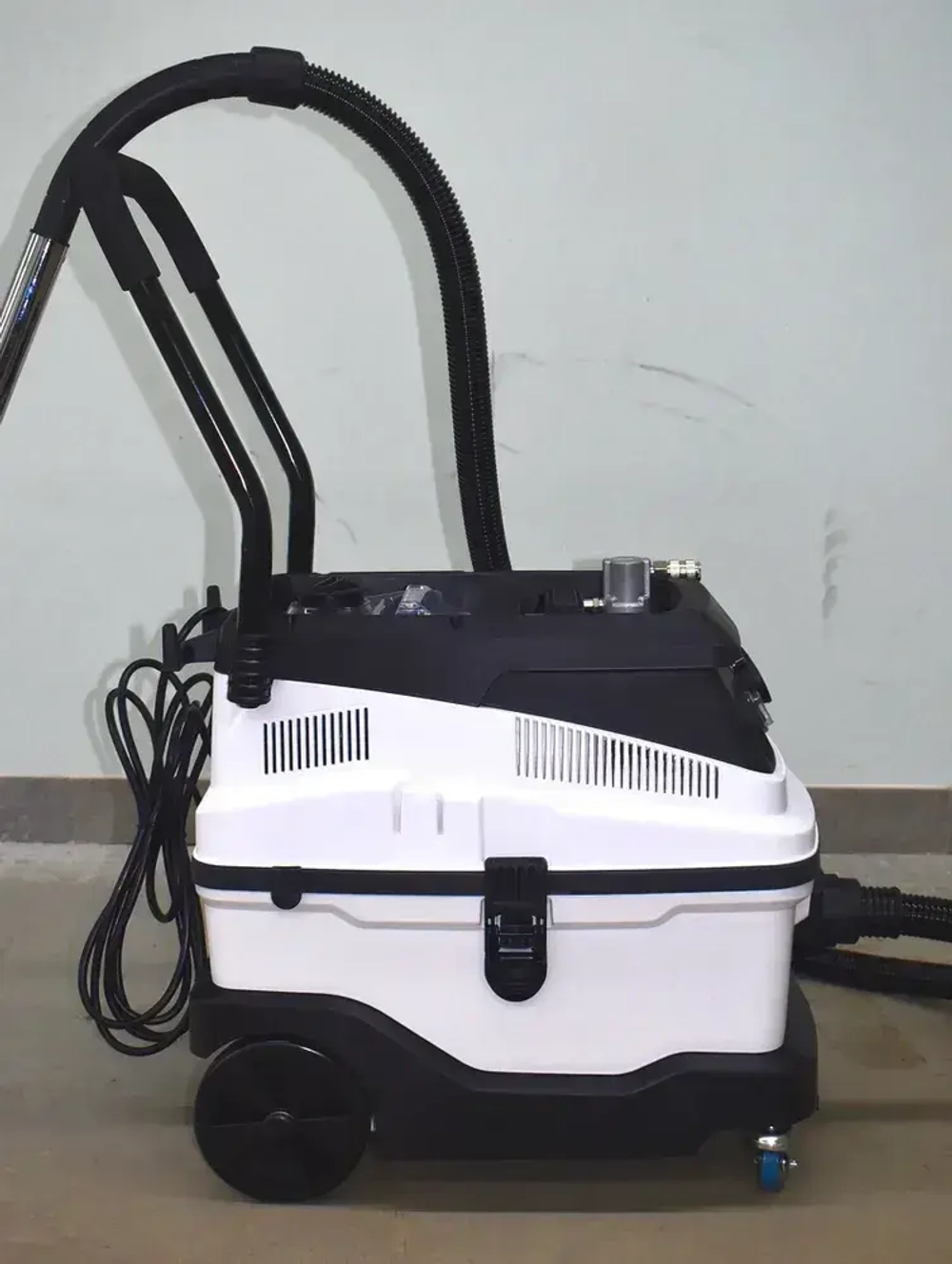 DINO-POWER Строительный пылесос 30 л, 1600 Вт