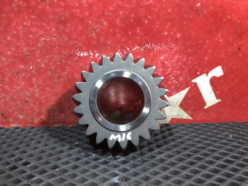 Шестерня заднего хода